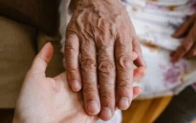 10 Common Elder Care Mistakes Families Make (And How to Avoid Them)